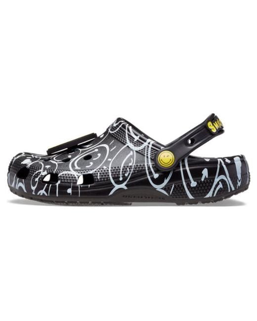 CROCSTM Black Classic Smiley World Clogs