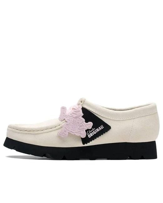 Clarks Black (Wmns) X Paper Girl Wallabee