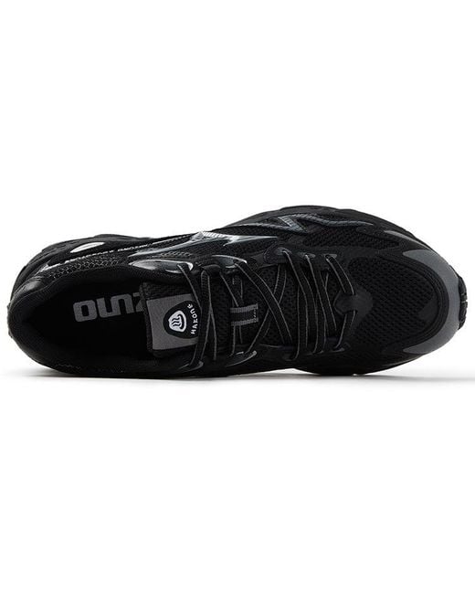 Mizuno Black Adventure 'Twe Nonslip Durable Lowtop' for men