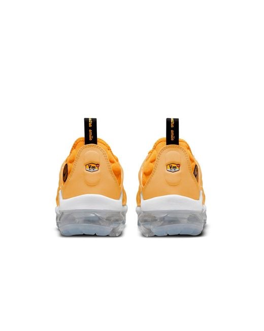 Nike Orange (Wmns) Air Vapormax Plus 'Go The Extra Smile'