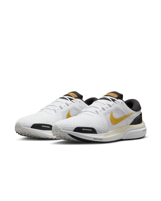 Nike Blue Air Zoom Vomero 16 for men