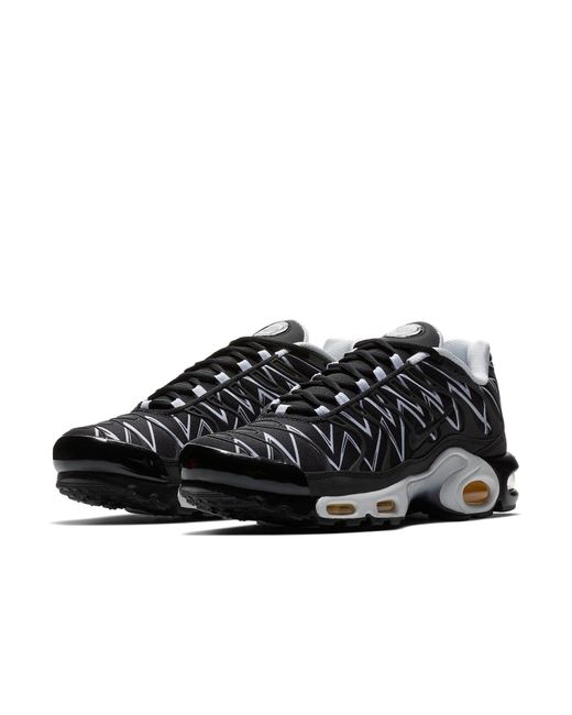 air max plus tn black shark