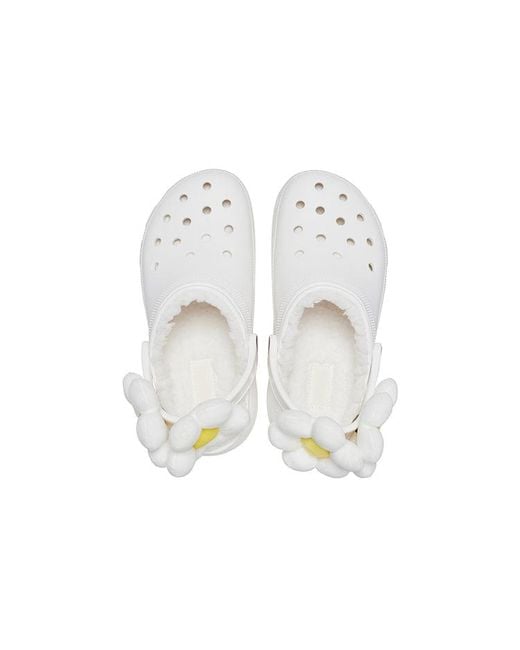 CROCSTM White (Wmns) Classic Flower Clogs