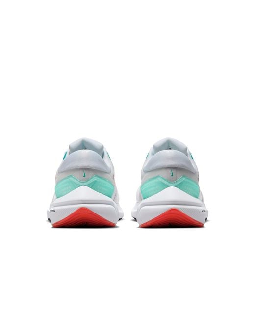 Nike Blue Air Zoom Vomero 16
