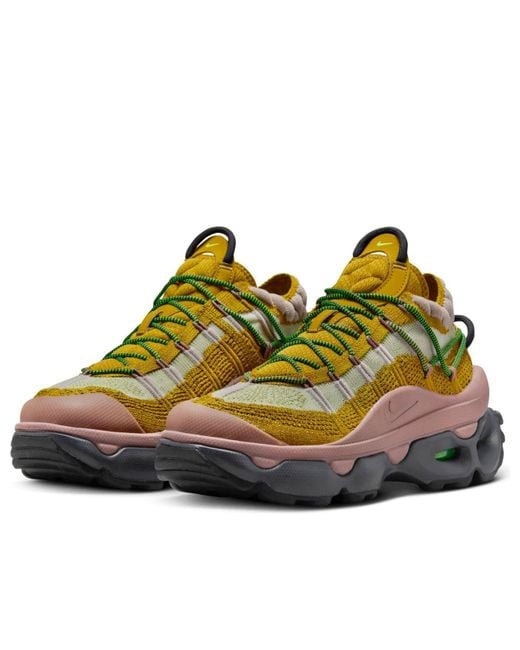 Nike Brown (Wmns) Air Max Flyknit Venture 'Bronzine Smokey Mauve'