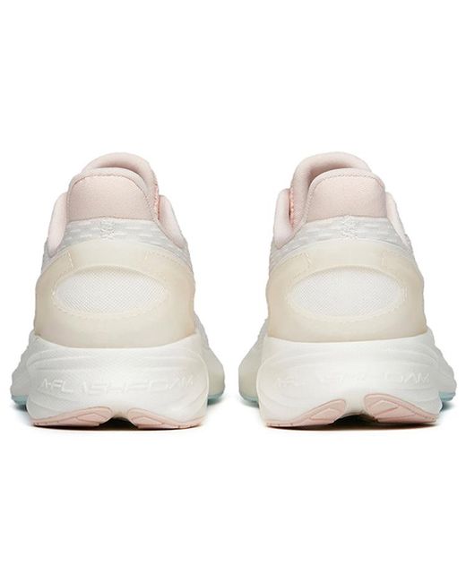 Anta White (Wmns) Running Series Sneakers