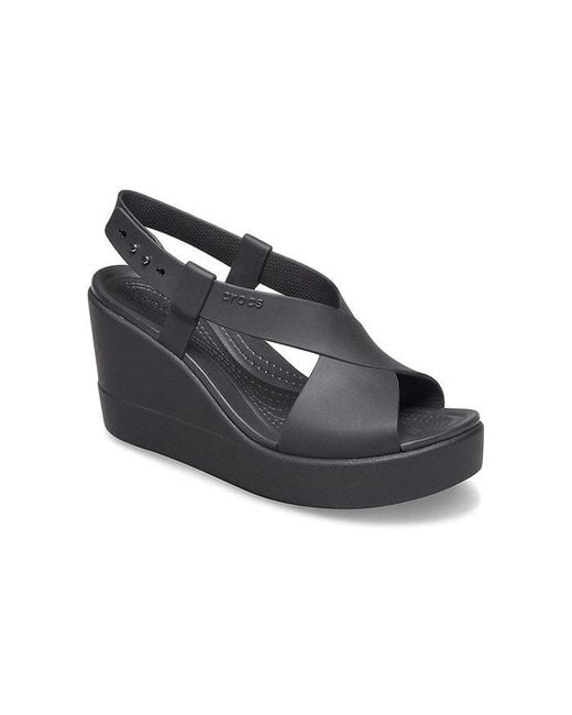 CROCSTM Blue (Wmns) Brooklyn Cozy Non-Slip Sports Sandals