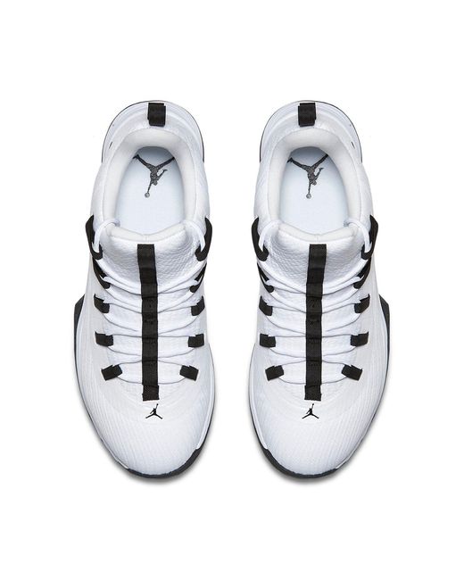 Nike White Ultra.Fly 2 Low for men