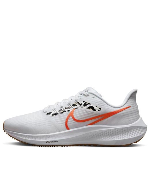 Nike White Pegasus 39 Road Running Shoes