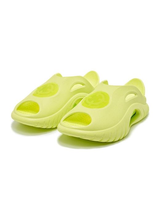 Rigorer Yellow Shark Sandals for men