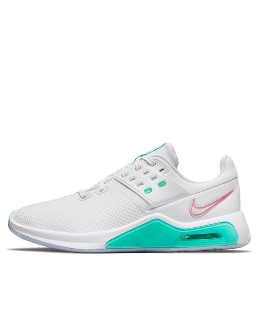 Nike White (Wmns) Air Max Bella Tr Trainer 4 Low-Top Training Shoes