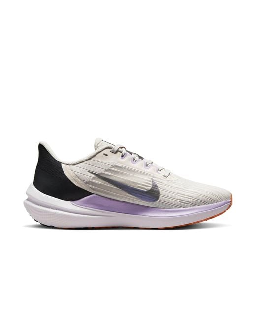 Nike White Air Winflo 9