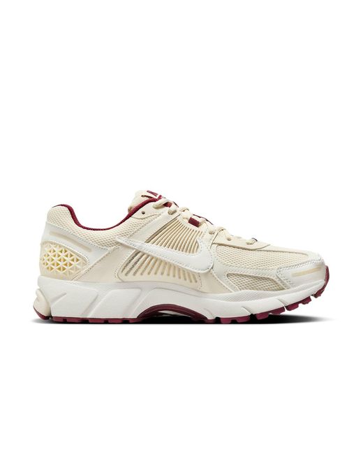 Nike White (Wmns) Air Zoom Vomero 5 'Valentine's Day'