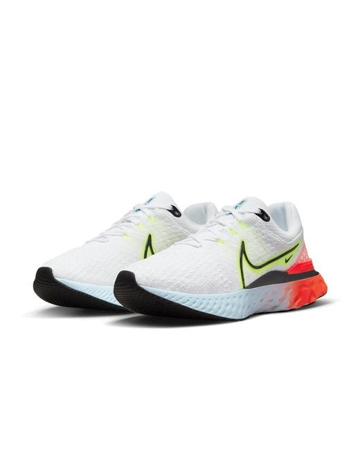 Nike White (Wmns) React Infinity Run Flyknit 3 Volt'