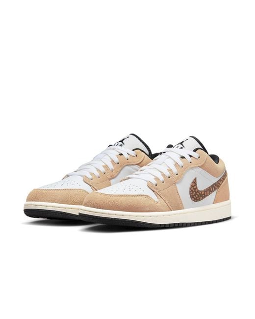 Nike White 1 Low Se Elephant' for men
