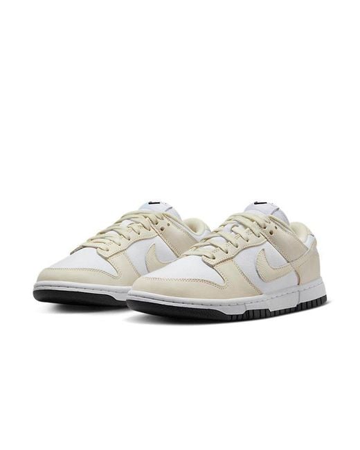 Nike White (Wmns) Dunk Low Lx Coconut Milk'