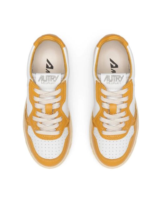 Autry Metallic (Wmns) Medalist Low Bicolor