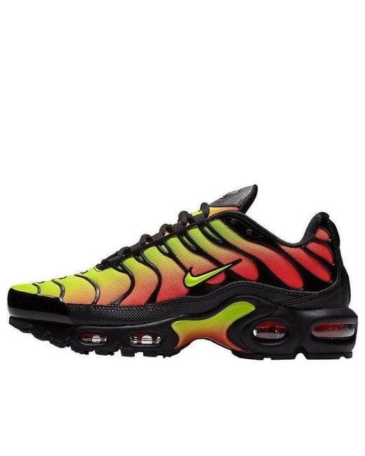 Nike Red (Wmns) Air Max Plus Volt Solar'