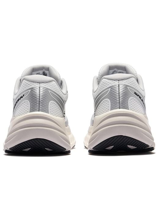 Saucony White Guard Amr for men