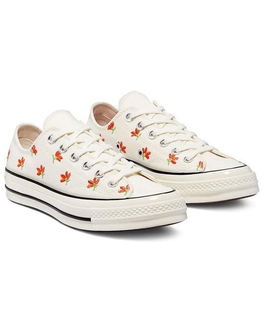 Converse White Chuck Taylor All Star 10s