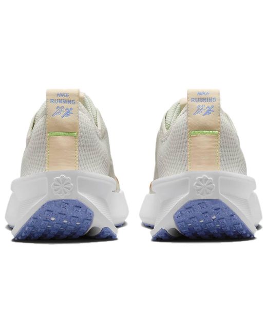 Nike White (Wmns) Interact Run 'Light Bone Sail'