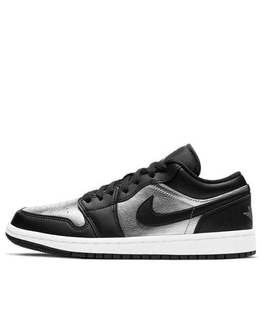 Nike Black (Wmns) 1 Low Se Toe'