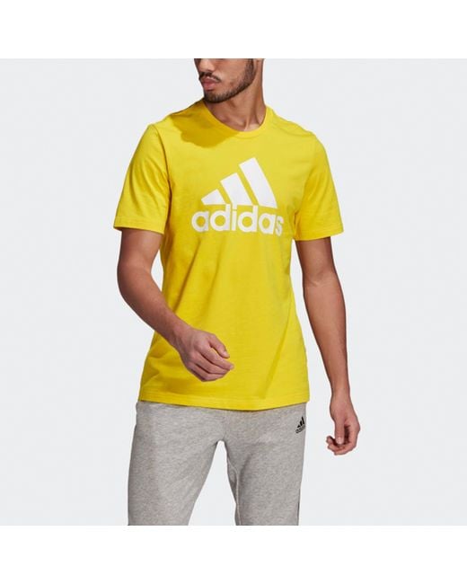 Adidas Yellow Sports Training Casual Round Neck Short Sleeve for men
