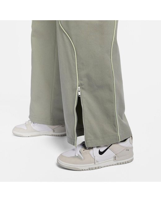Nike Green (Wmns) Sportswear High Waist Woven Trousers 'Light'