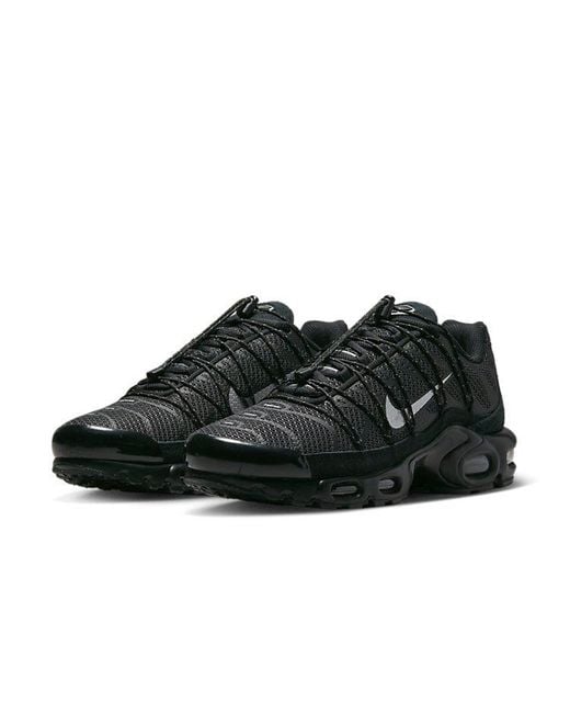 Nike Black Air Max Plus Utility Shoes for men