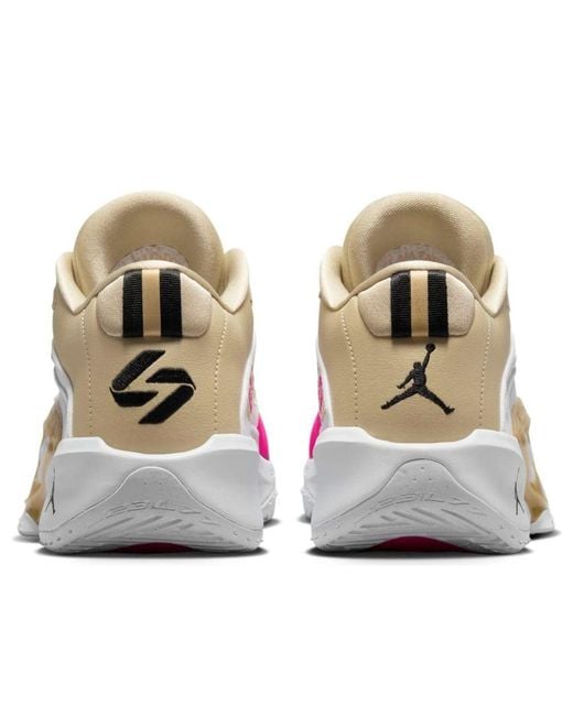 Nike White Luka 3 Se Pf Team' for men