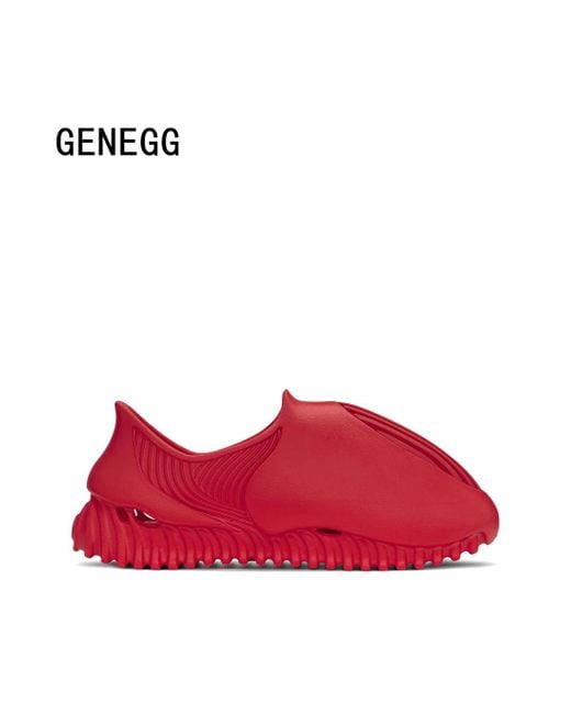 GENEGG Red Foam Runner Whale 'Ruby' for men