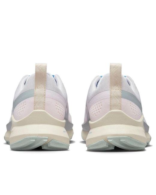 Nike White (Wmns) React Pegasus Trail 4 'Pearl Wolf'