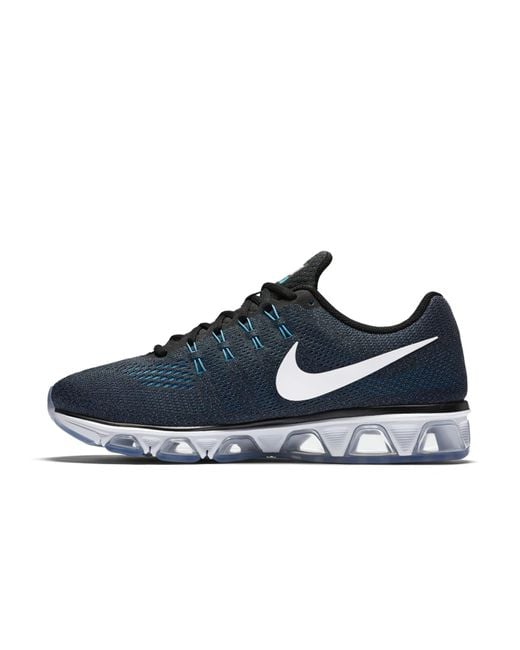 nike tail wind 8