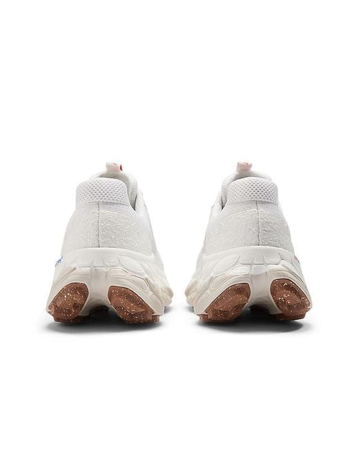 New Balance White Fresh Foam More Trail V3 for men