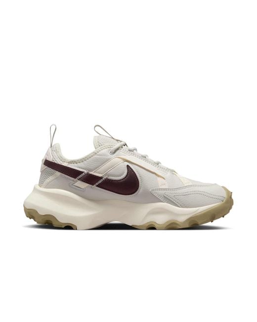 Nike White (Wmns) Tc 7900 'Light Bone Burgundy Crush'