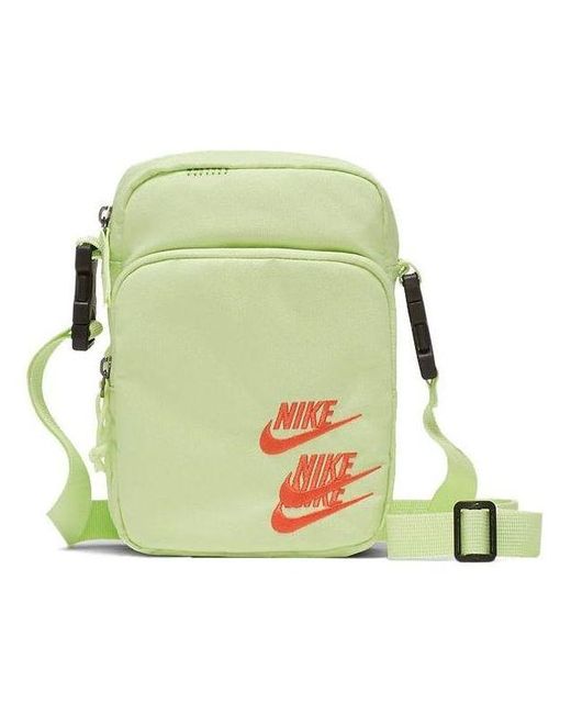 Nike Heritage Embroidered 