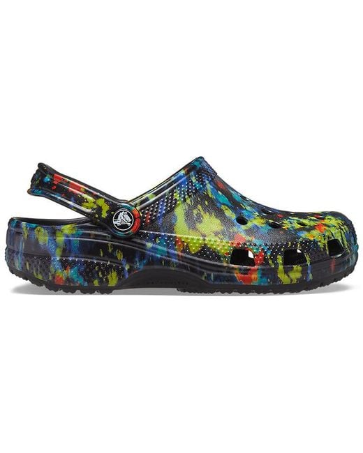 CROCSTM Blue Classic Tie Dye Pattern Beach Denim Sandals