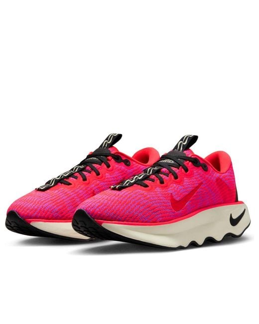 Nike Red (Wmns) Motiva 'Bright Crimson Fuchsia Dream'