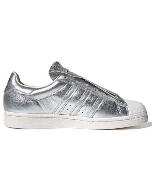 Ananiver Fluisteren Smeltend adidas Originals Adidas Superstar Fringe 'silver Metallic' in Gray | Lyst