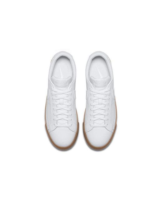 Nike White Blazer Low Le 'Gum Med' for men