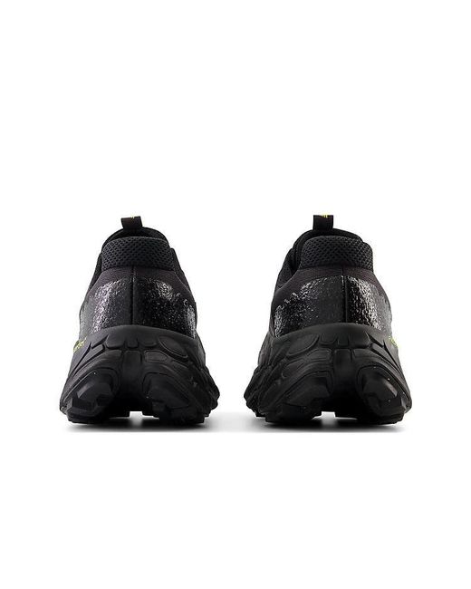 New Balance Black Fresh Foam More Trail V3 for men
