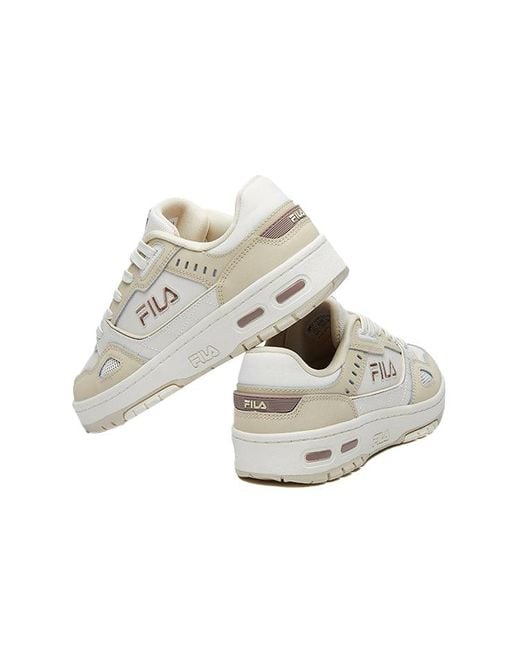 Fila White (Wmns) Sneakers
