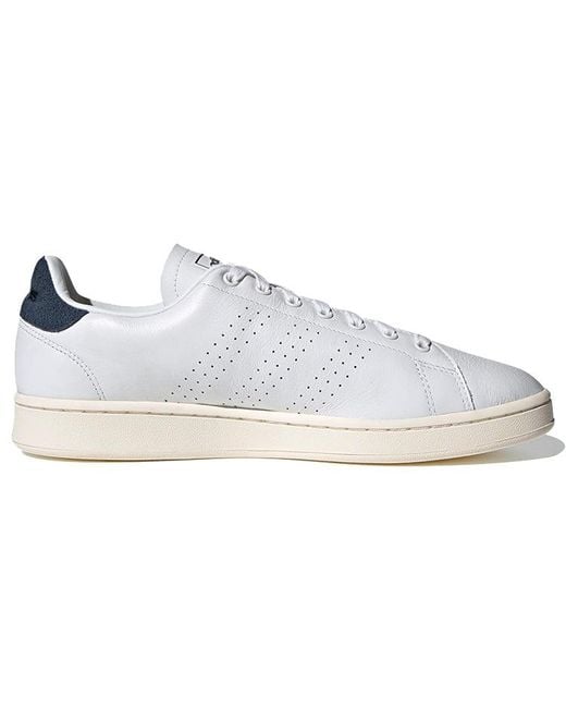 Adidas White Advantage Crew' for men