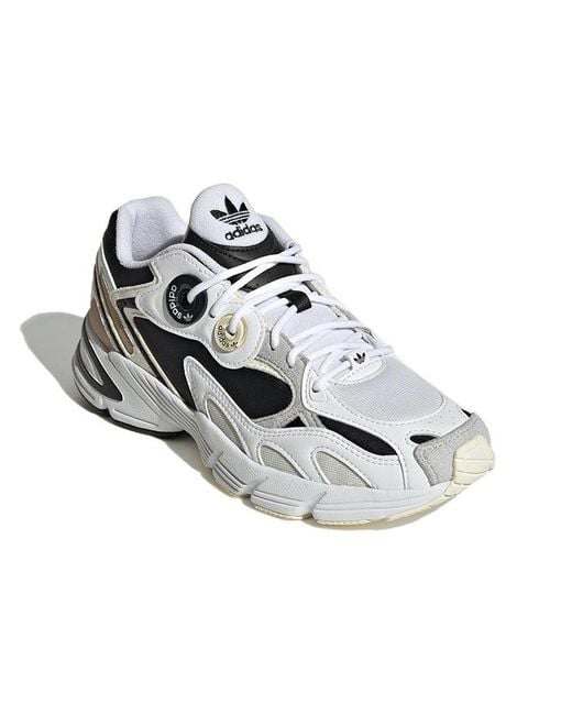 Adidas White (Wmns) Astir