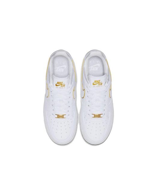 Nike White Air Force 1 '07 Essential 39s Basketball Shoes