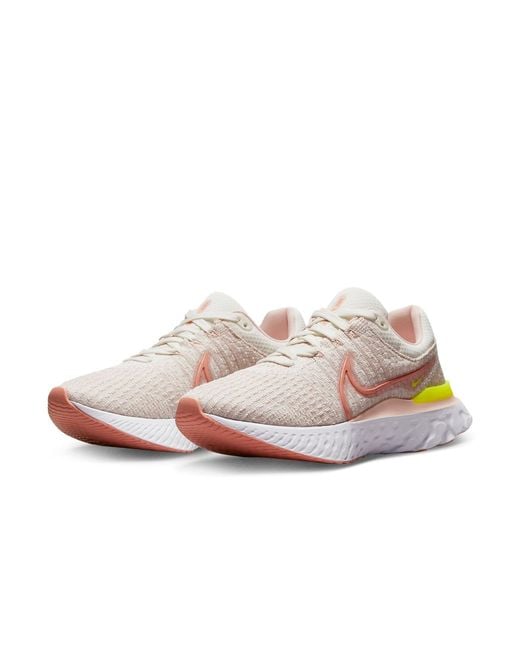 Nike Pink (Wmns) React Infinity Run Flyknit 3 'Sail Light Madder Root'