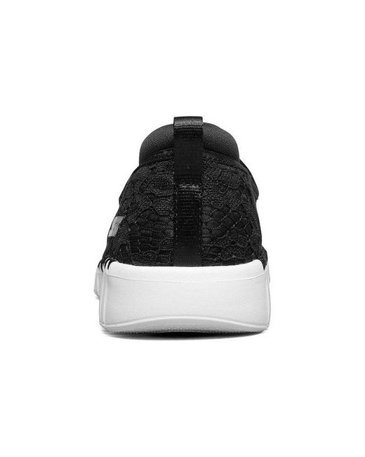 Skechers Black (Wmns) Go Walk Smart Lazy Shoes