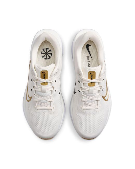 Nike White (Wmns) Quest 6 'Phantom Metallic'