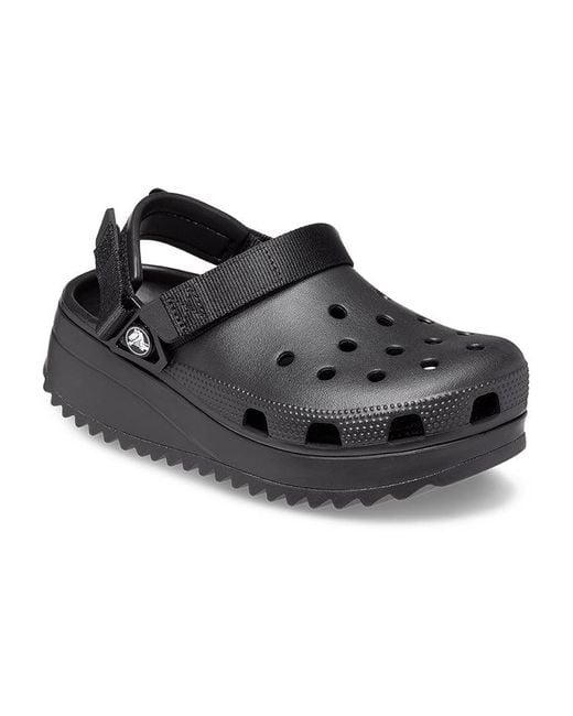CROCSTM Black Classic Bae Clog W