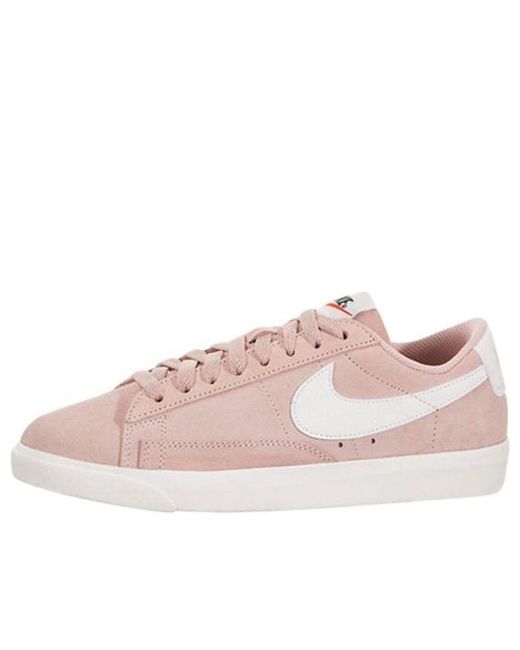 Nike Pink (Wmns) Blazer Low Sd 'Coral Stardust'